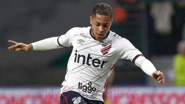 经纪人谈罗克加盟巴萨:我认为他比恩德里克更优秀